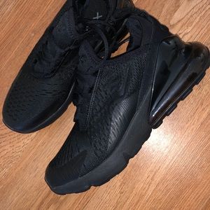 Nike 270  black